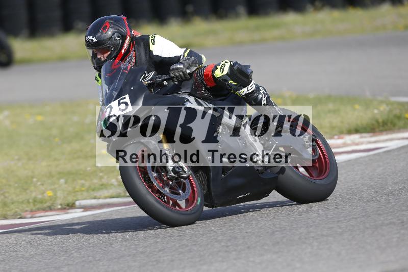 /08 17.04.2026  TZ Motorsport ADR/Gruppe gruen/25